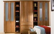 Auckland Medium Walnut Auckland Medium Walnut